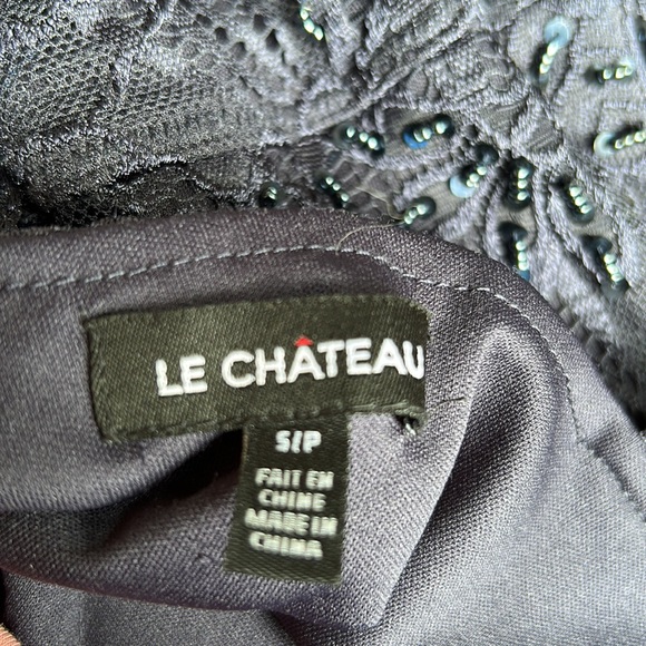 Le Chateau gorgeous navy blue with beads and scallop detail. Size S - Picture 5 of 5